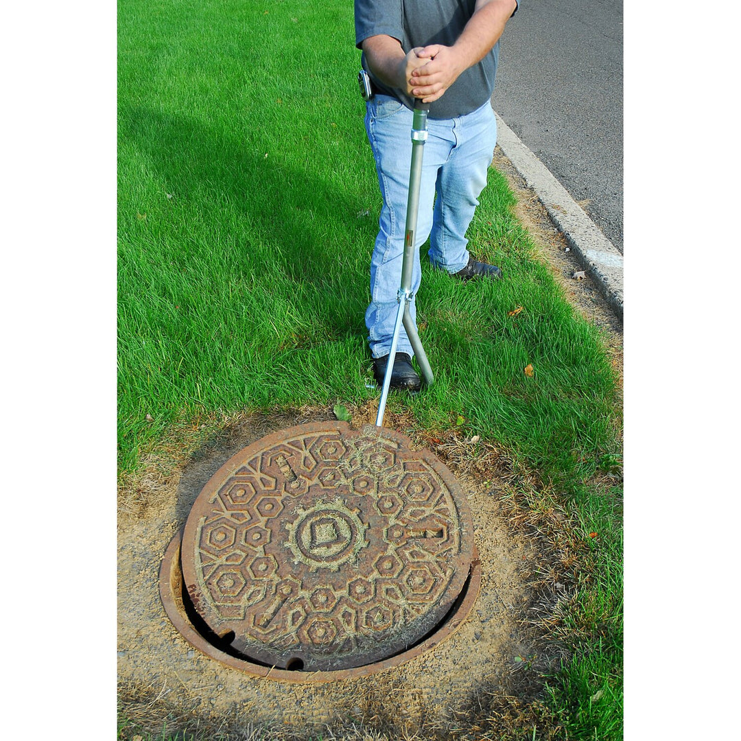 GMP 01368 Manhole Cover Lifter