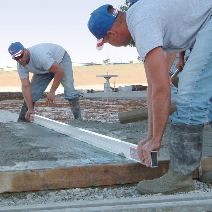 Kraft Tool CC414 14' x 2" x 4" Magnesium Screed