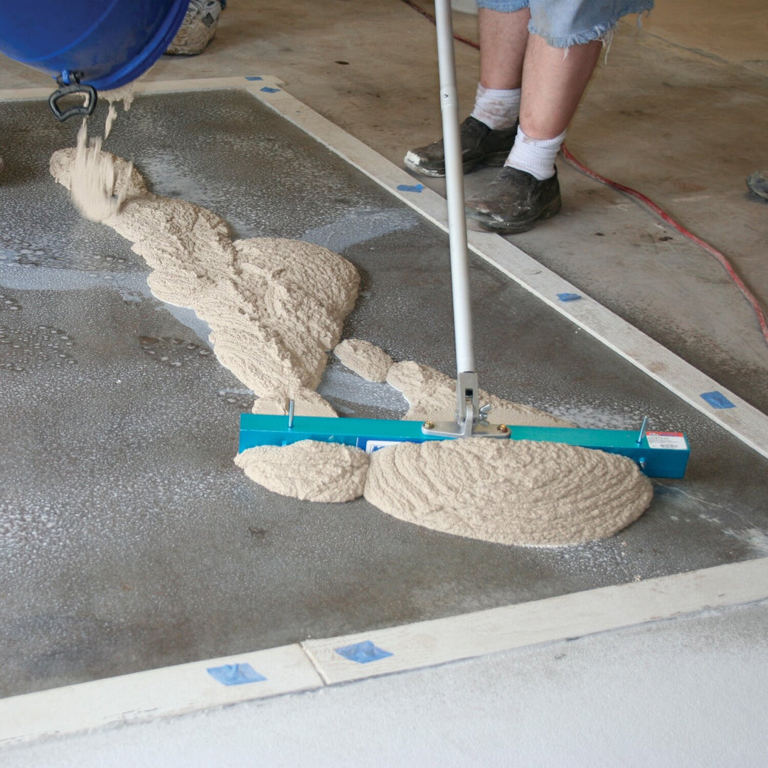 Kraft Tool GG600 Self-Leveling Kit