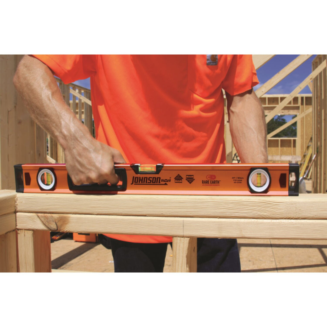 Johnson 1721-2400 24" Magnetic Box Level