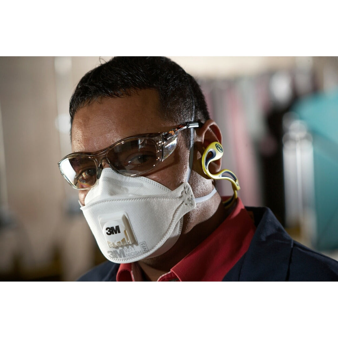 3M Nuvo Protective Eyewear 11435-00000-20 Clear Lens, Grey Frame