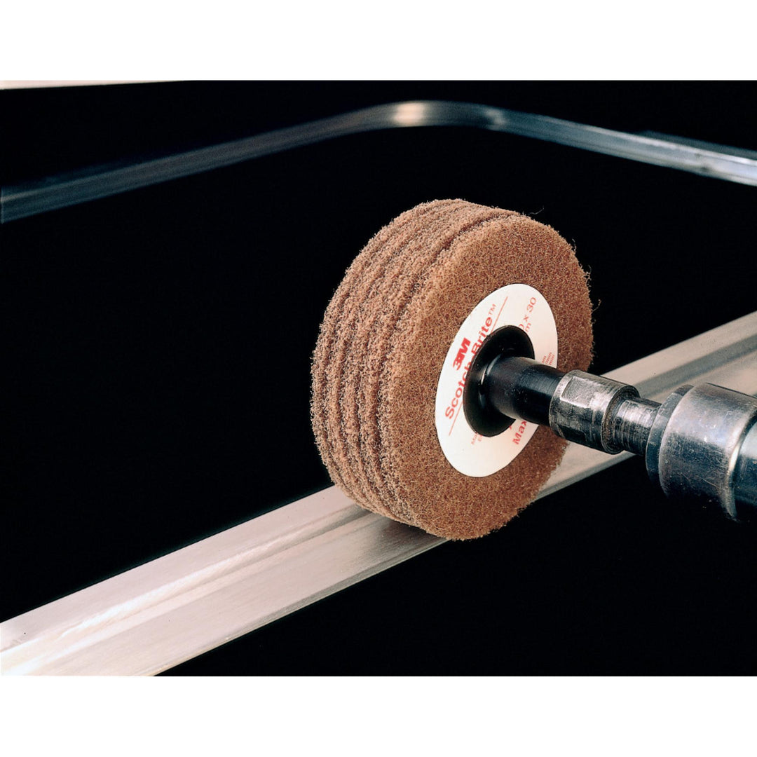 Scotch-Brite Cut and Polish Disc, CP-DC, A/O Medium, 16 in x 2 in