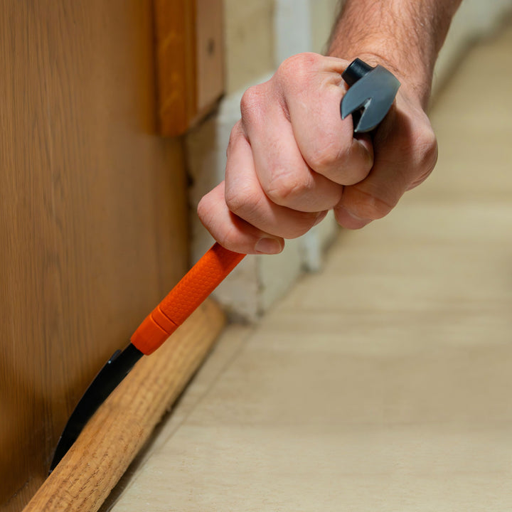 Klein Tools 66101 Molding Bar with Nail Dimpler, 10"