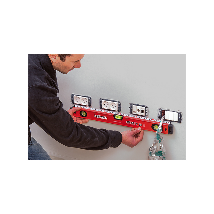Kapro 770-42-32 32" Exodus Level with straight edge ruler
