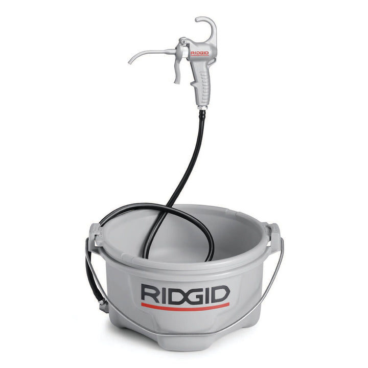 Ridgid 10883 Oiler with One Gallon Premium Thread Cutting Oil