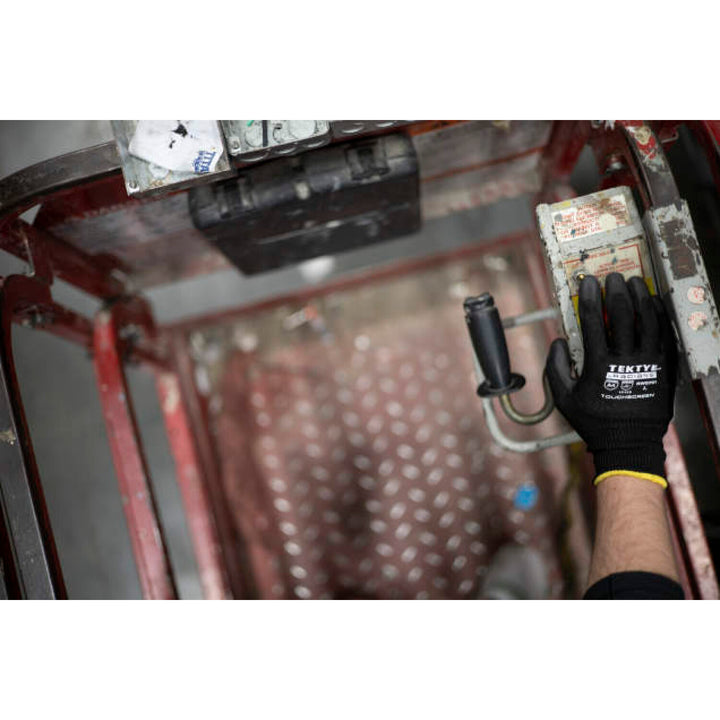 Radians RWG701 TEKTYE A4 Touchscreen Cut Protective Work Glove