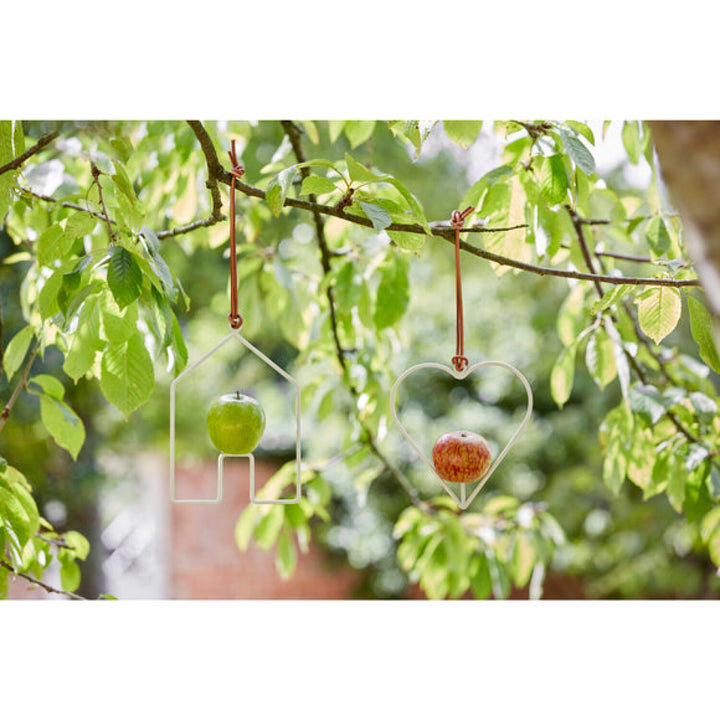 Corona-GSC/APPHEART · Sophie Conran® Fruit Bird Feeder - Heart