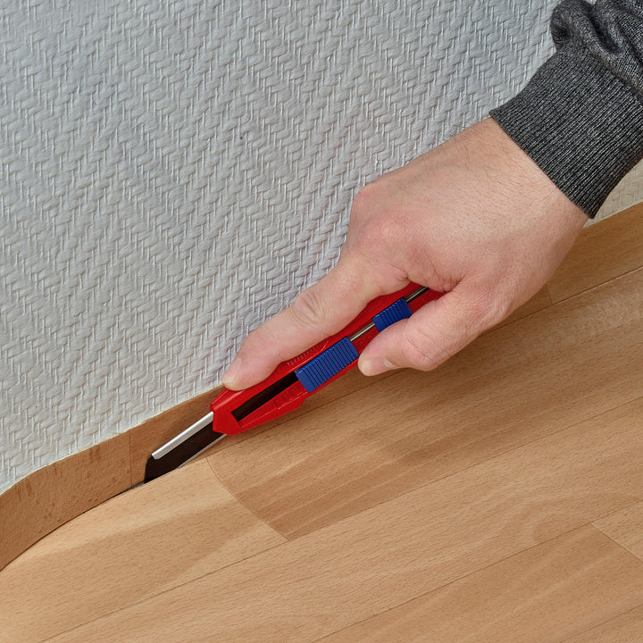 Knipex 90 10 165 BKA 6 1/2" CutiX Universal Snap Knife