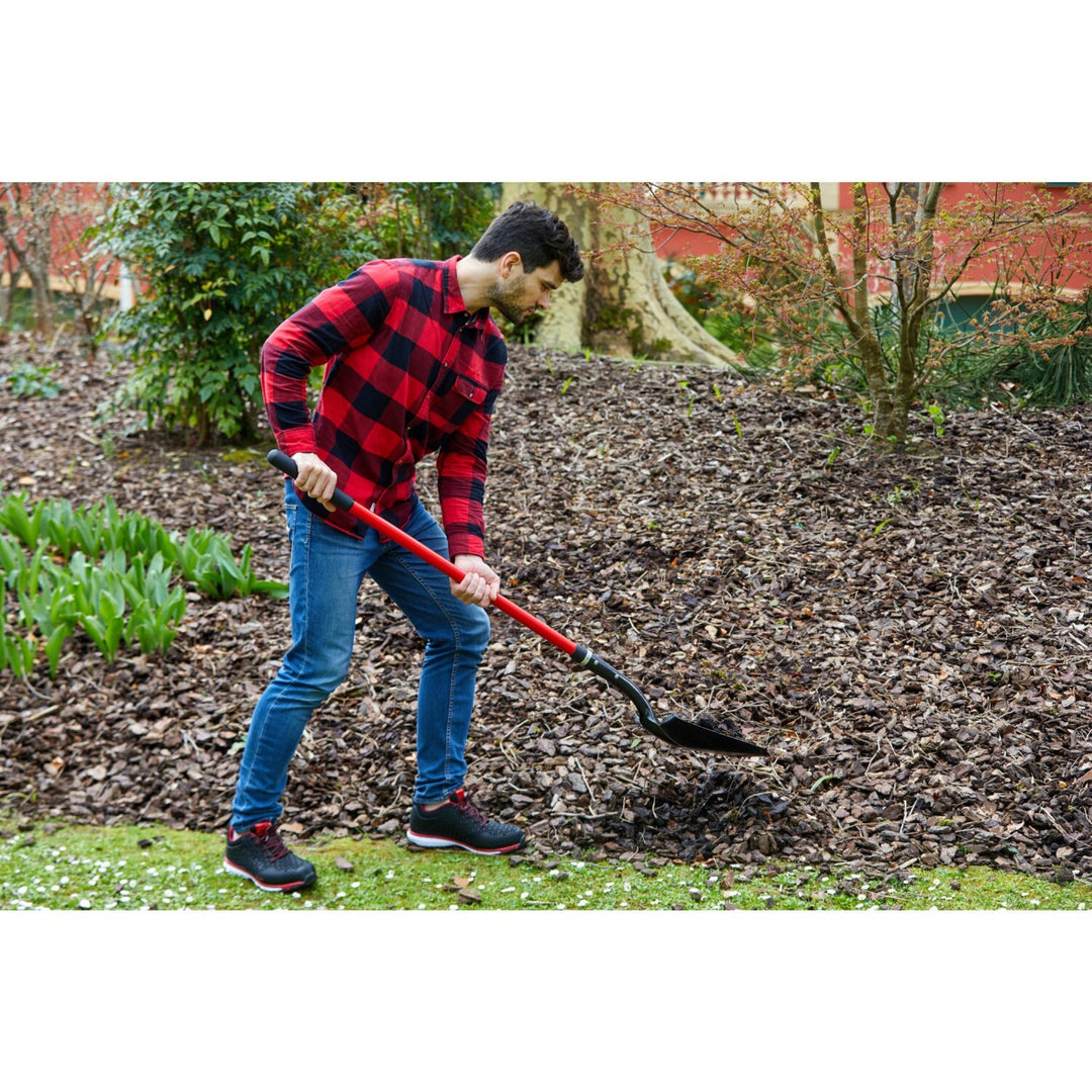 Corona SS 27020 Square Point Shovel, 15-Gauge, 12. in Head, 48 in. Fiberglass Handle