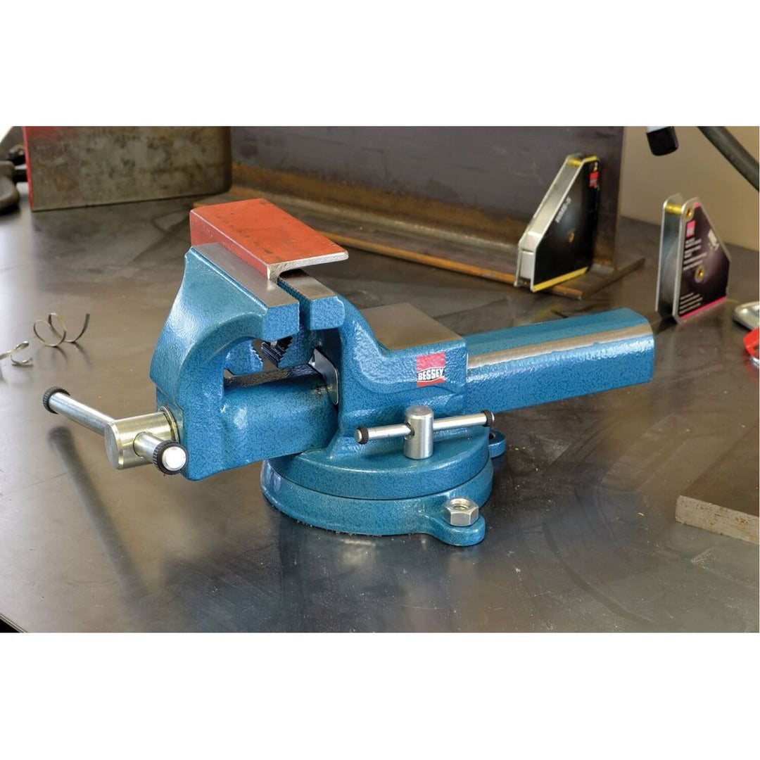Bessey BV-DF5SB Vise, 5 In., drop forged, pipe jaws, swivel base and anvil included