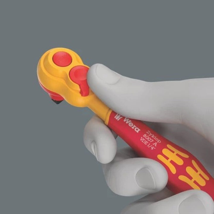 Wera 05004866001 8007 A Vde Zyklop Ratchet, Insulated, With Reversing Lever, With 1/4" Drive, 1/4" X 144 Mm