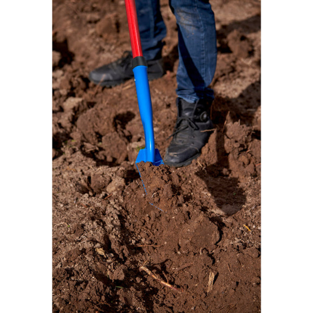 CRNA-SS 64323 · Trench Shovel - Hollow Core, Digging 28°, 3 Inch