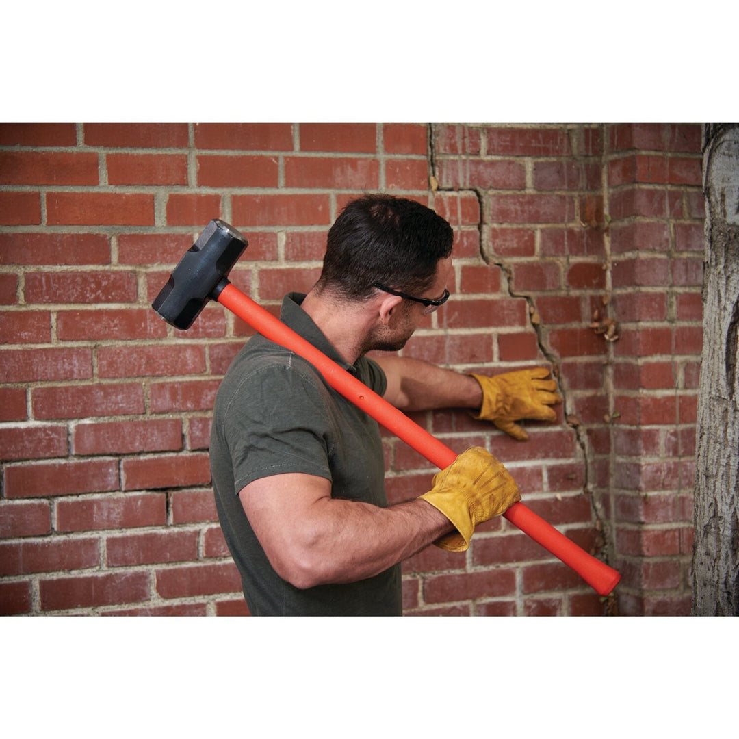 Corona ST 70025 Sledge Hammer, 16 lb. Head, 34 in. Solid-Core Fiberglass Handle