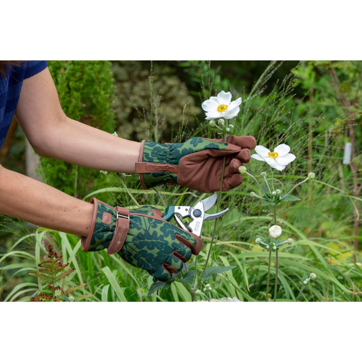 Corona GLO/OAKMOSSML Love the Glove Garden Gloves, Oak Leaf Moss, Medium/Large