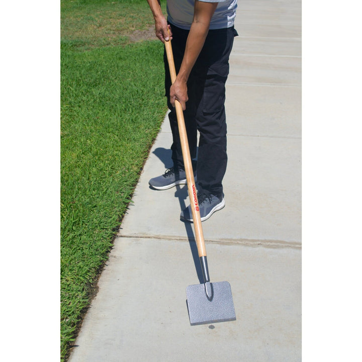 Corona UT 70000 Sidewalk Scraper, 7 in. Blade, 48 in. Ash Wood Handle