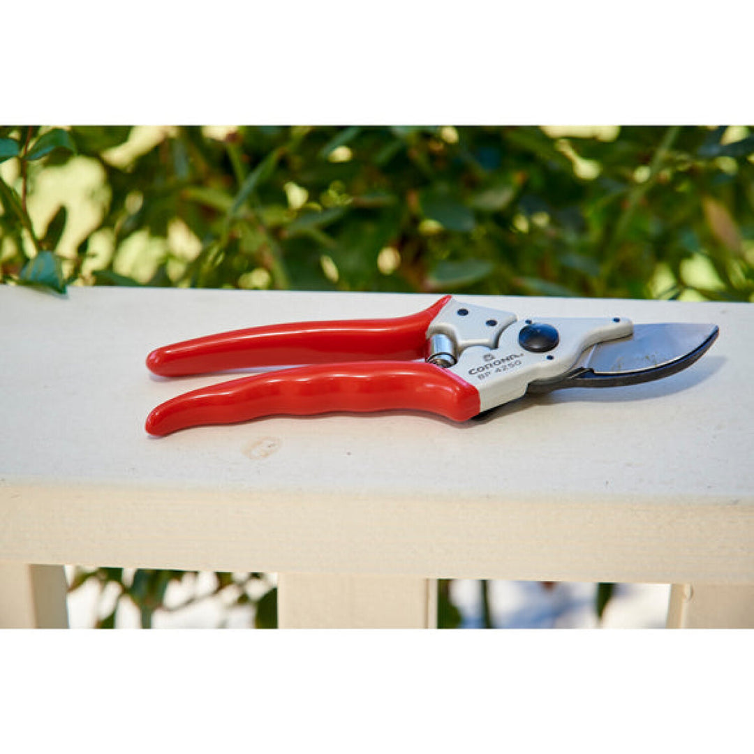 Corona BP 4250  ALUMINUM Bypass Pruner - 1 Inch, Straight