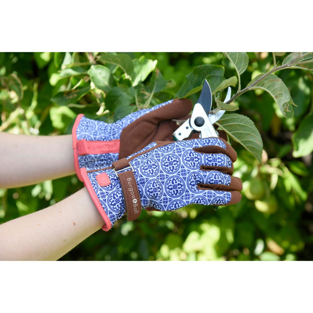 Corona GLO/ARTSM Love the Glove  Garden Gloves, Artisan, Small/Medium