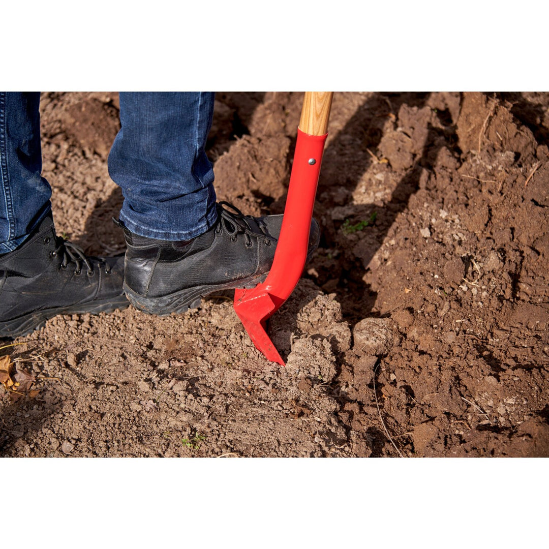 Corona SS 64305 Trench Shovel, 28 Degree, 5 in. Head, Ash Hardwood Handle