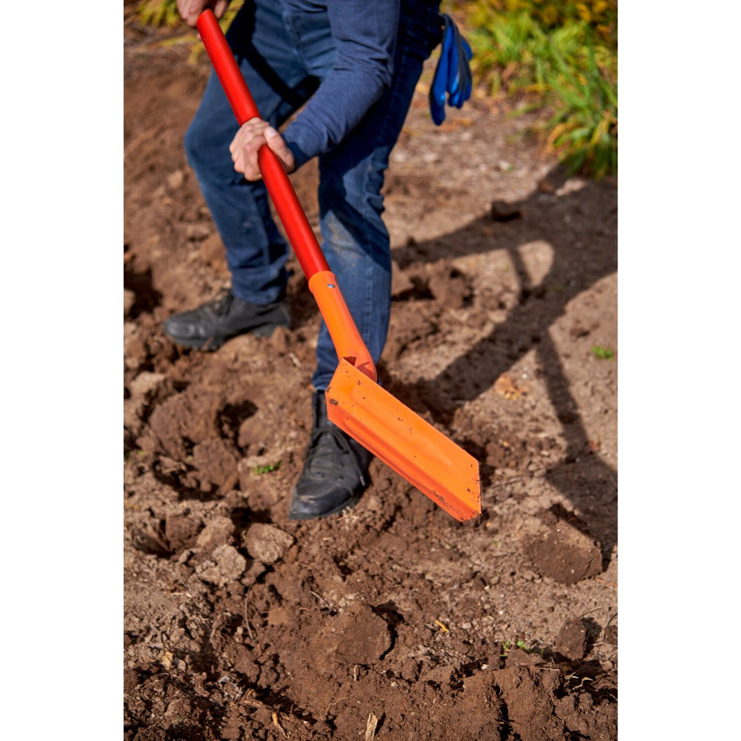 Corona SS 64224 Trench Shovel, 35 Degree, 4 in. Head, Solid-Core Fiberglass Handle