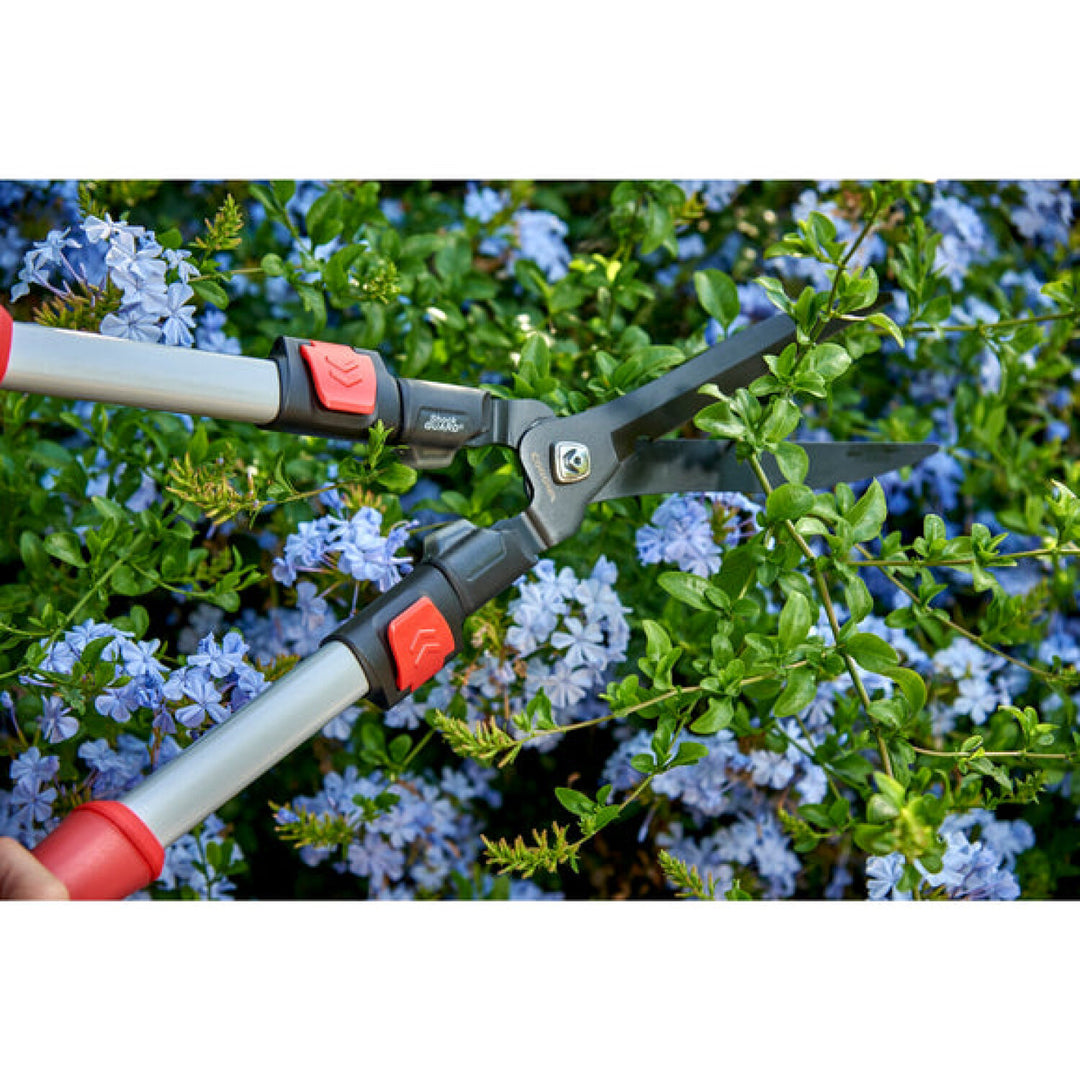 Corona HS 3344D  ComfortGEL® Extendable Hedge Shear