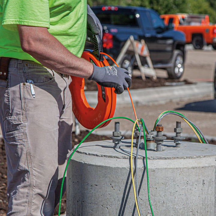 Klein Tools 56380 Multi-Groove Fiberglass Fish Tape with Spiral Steel Leader, 100-Foot