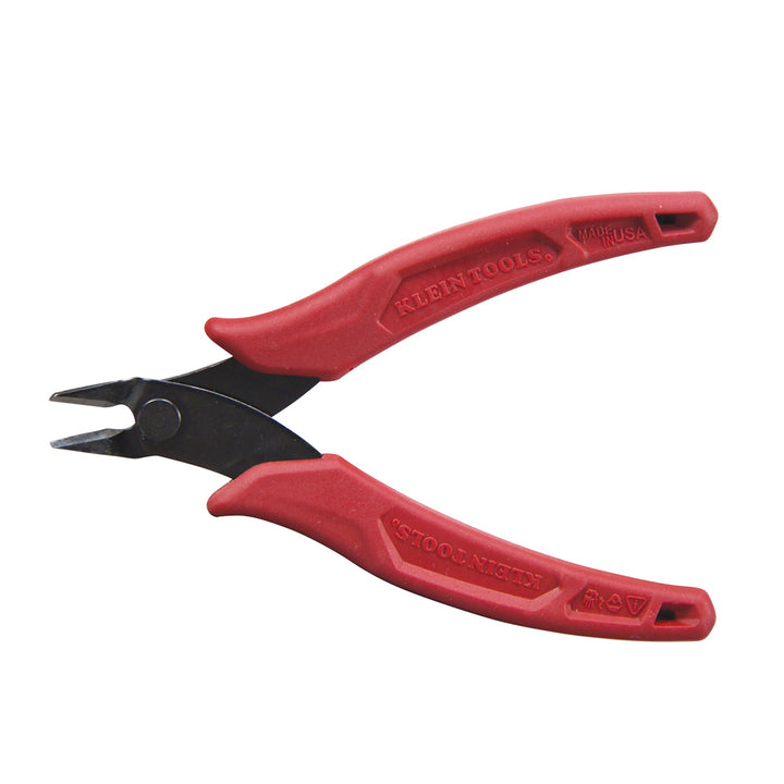 Klein Tools D275-5 Lightweight Flush Cutter, Up to 16 AWG, Grips Designed for Tool Control and Heat Treated For Durability