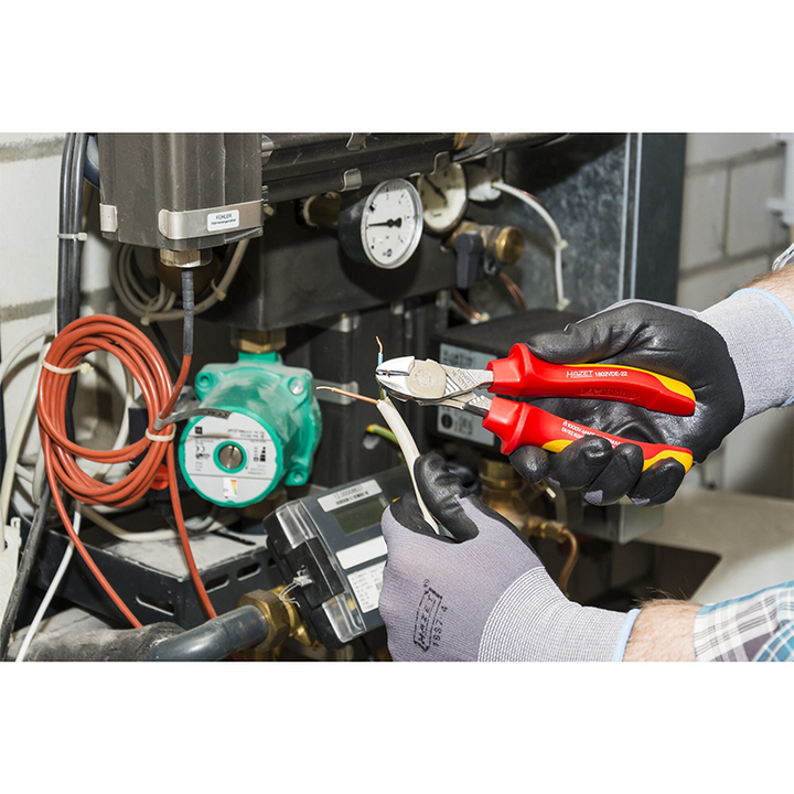 Hazet 1802VDE-22 Heavy-Duty Diagonal Cutter with Protective Insulation, 180mm