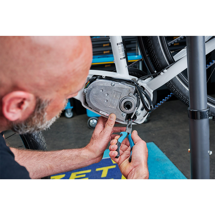 Hazet 1841MA-11 Snipe Nose Pliers, 145mm