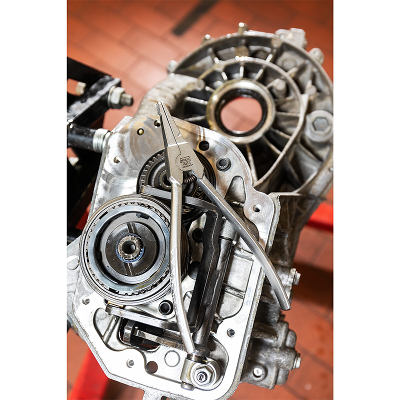 Hazet 1847-2 Circlip Pliers, 90° Bent Chequered Outside