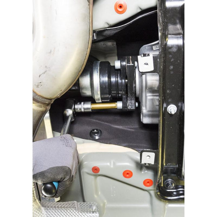 Hazet 2756-T60 Cardan Shaft TORX® Screwdriver Socket, TORX® T60, 1/2" Square Drive