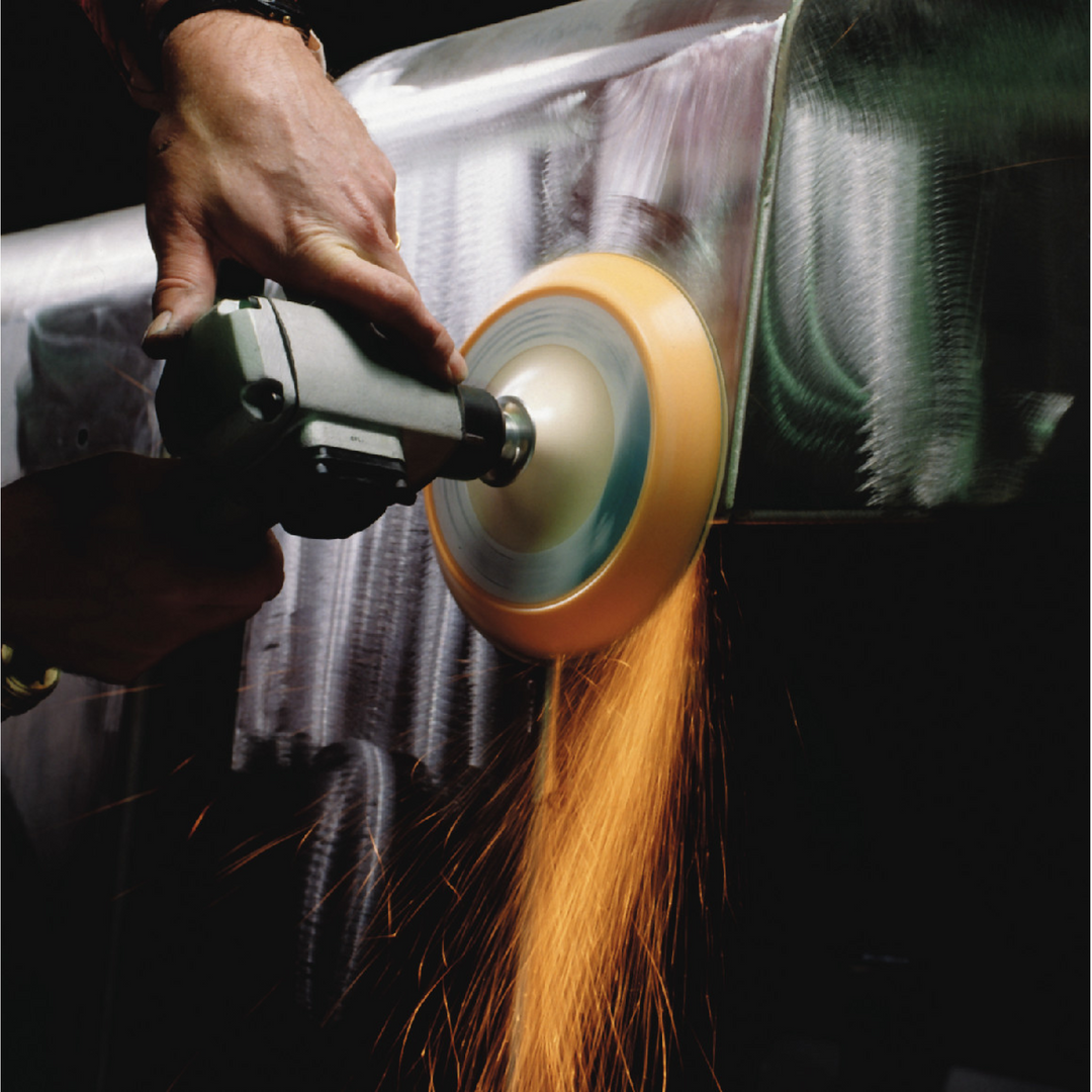 3M Hookit Paper Disc 763U, P120 F-weight, 5 in x NH, Die 500X,
100/Carton