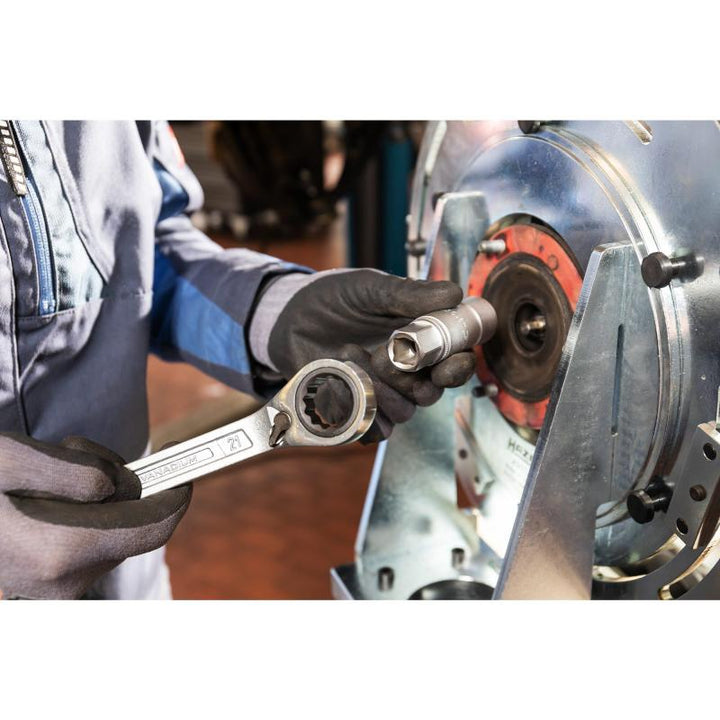 Hazet 4915/15 Shock Absorber Tool Set, 15 Pieces