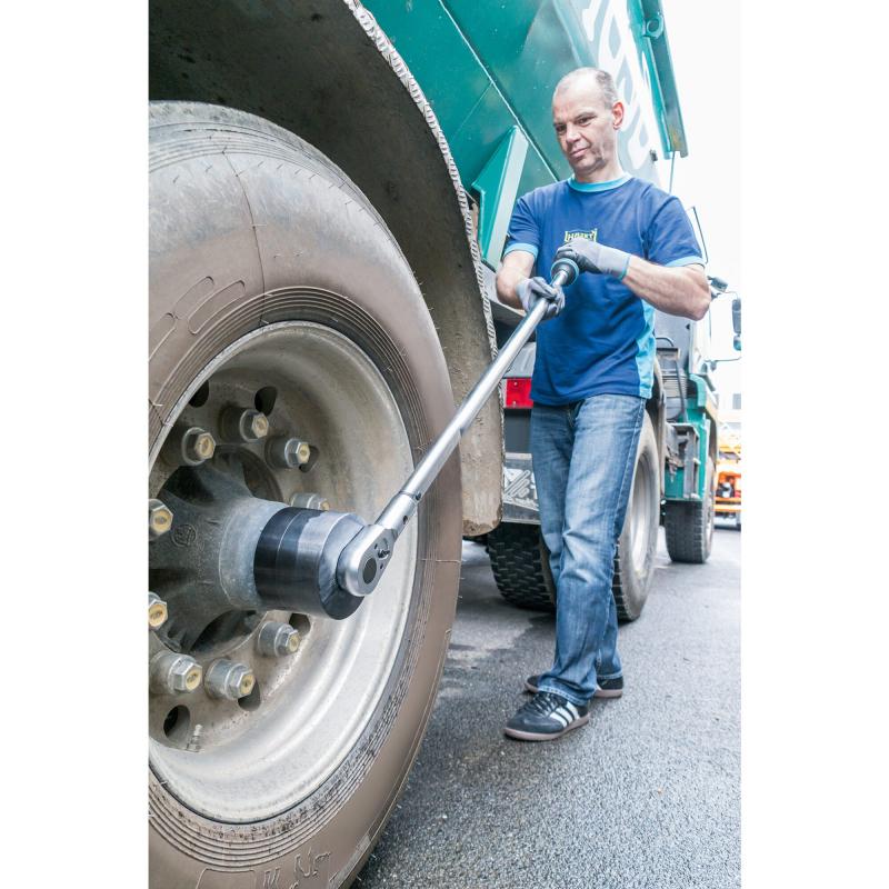 Hazet 4937-110 Commercial Vehicle Hub Cap Socket, 95mm