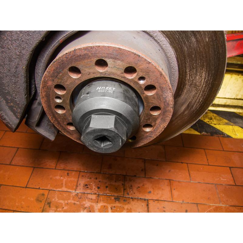 Hazet 4937-92 Commercial Vehicle Wrench for Front Axle MAN, 114mm