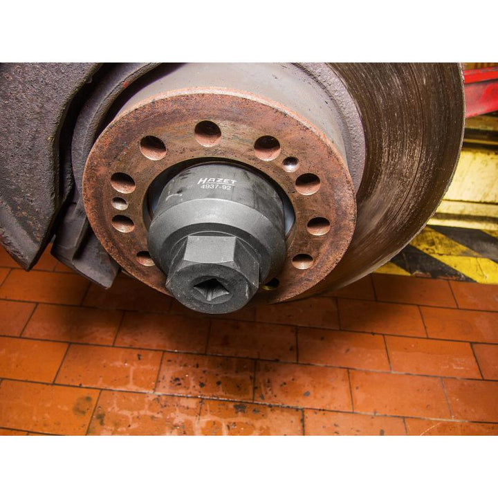 Hazet 4937-92 Commercial Vehicle Wrench for Front Axle MAN, 114mm