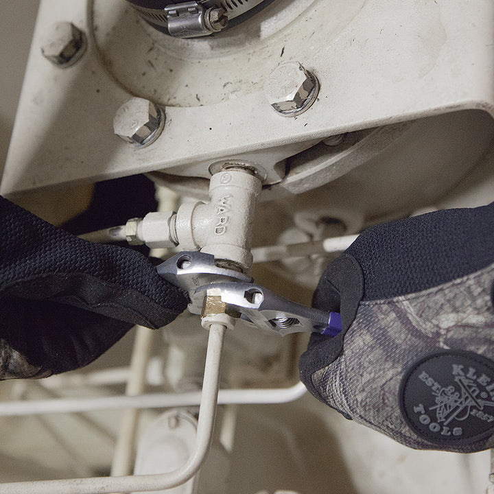 Klein Tools D86934 Slim-Jaw Adjustable Wrench, 6"