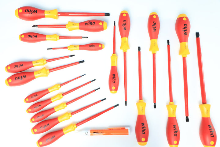Wiha Tools 32800 80 Piece Master Electrician's Insulated Tools Set In Rolling Hard Case