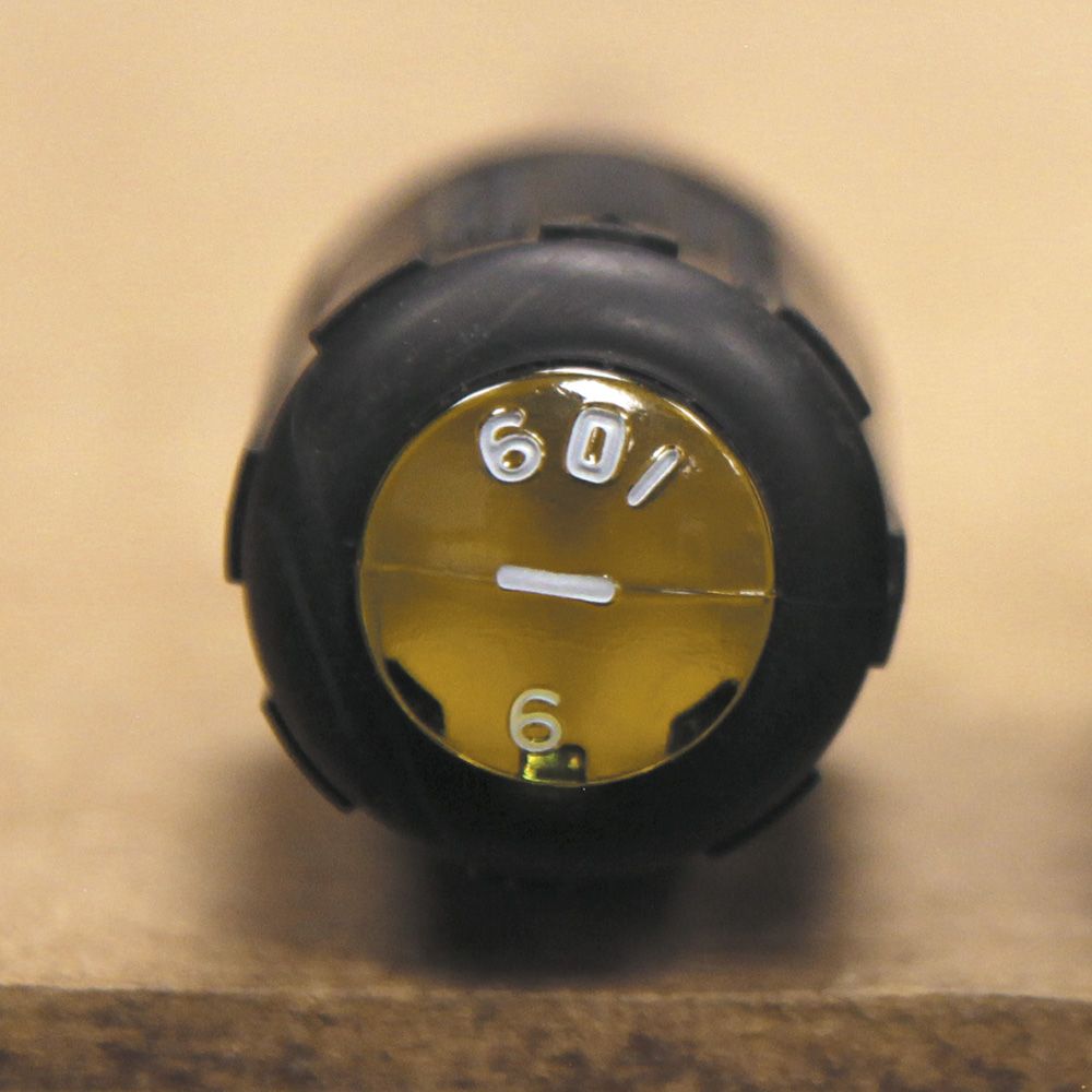 Klein Tools 85742 Screwdriver Set, 3/16 Cabinet and #2 Phillips Precision Machined Tips, Cushion-Grip Handles, Round Shank, 2-Piece