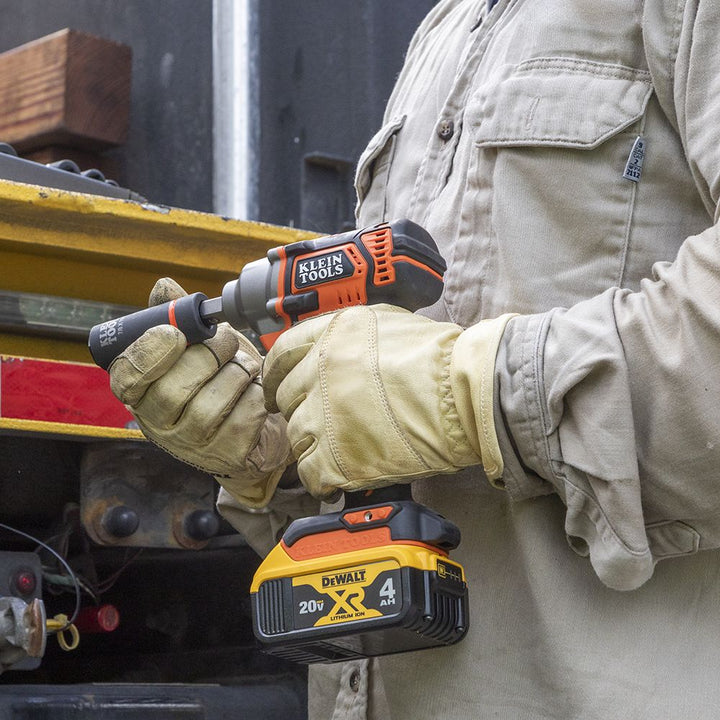 Klein Tools 66064 2-in-1 Deep Impact Socket, 6-Point 7/8-Inch and 11/16-Inch Hex Sizes, Use with Impact Wrenches BAT20-CW, BAT20-CW