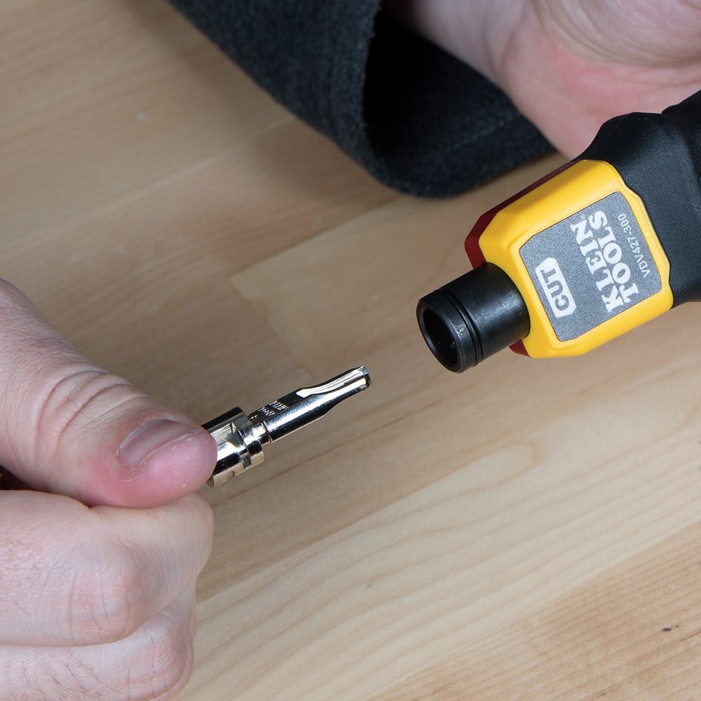 Klein Tools VDV427-300  Impact Punchdown Tool, 66/110 Blade, Spring-Loaded, MIM with Bayonet-Style, Twist-and-Lock Socket, DATA Punchdown