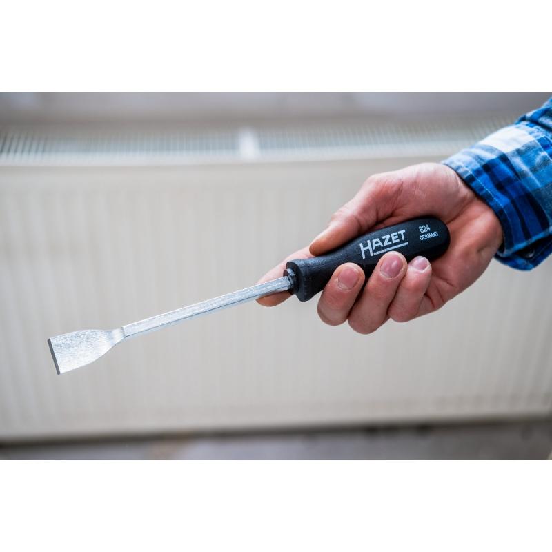Hazet 824 Blunt Scraper, Long Blade, Flat Profile, 0.5x23mm