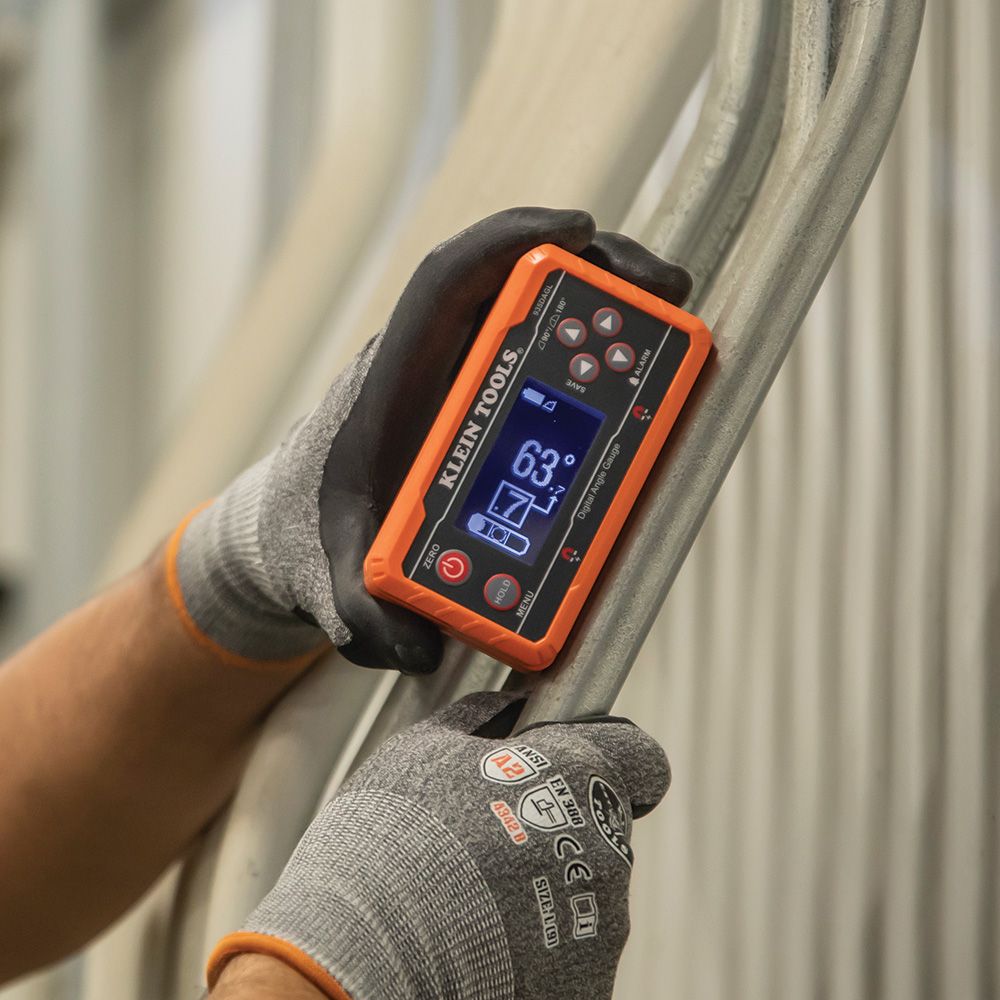 Klein Tools 935DAGL Digital Level Angle Finder with Programmable Angles, Measures 0 - 90 and 0 - 180 Degree or Dual Axis Bullseye Ranges