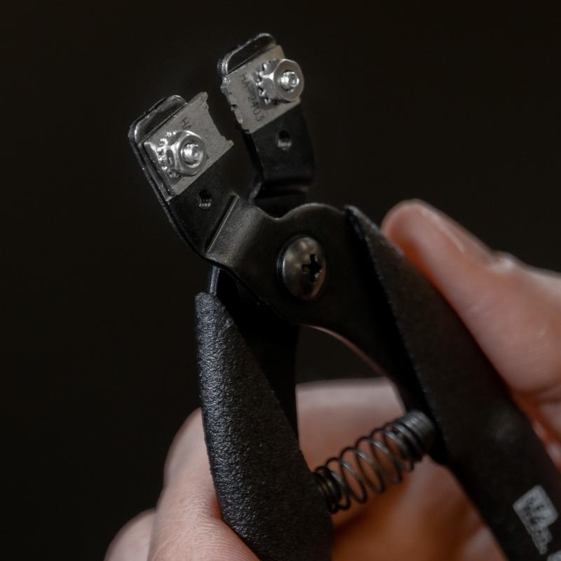 Ideal 65-0150 OMEGA Stripmaster End Stripper - Frame Only-Black