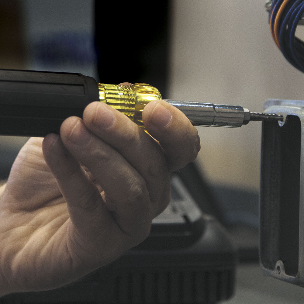 Klein Tools 32517 Multi-Bit Screwdriver / Tap Tool, 14-Piece