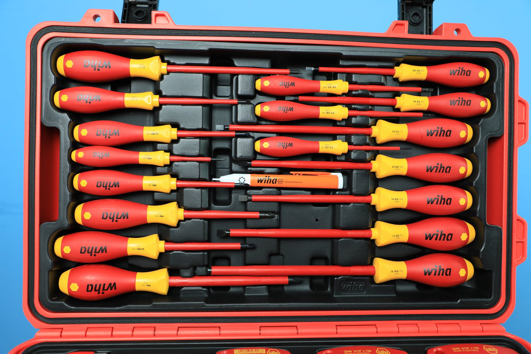Wiha Tools 32800 80 Piece Master Electrician's Insulated Tools Set In Rolling Hard Case
