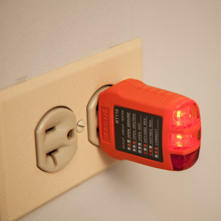 Klein Tools RT110 Receptacle Tester for North American AC Electrical Outlet Receptacles