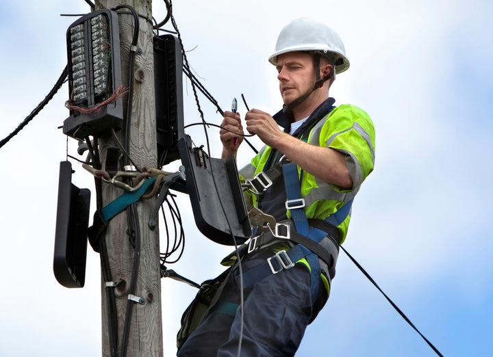 Klein Tools D220-7 Diagonal-Cutting Pliers, Heavy-Duty, Tapered Nose, 7"