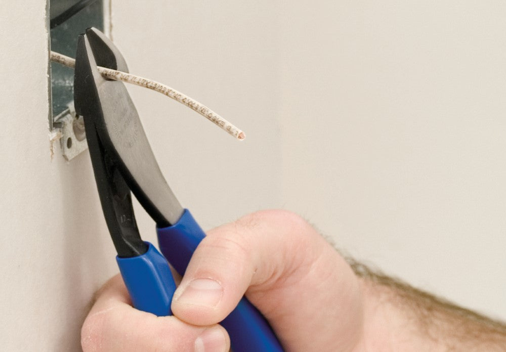 Klein Tools D2000-48 Diagonal Cutter Pliers, 8-Inch, High Leverage Design, Angled