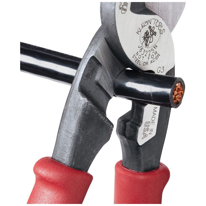 Klein Tools J63225N Journeyman High-Leverage Wire Cable Cutter and Stripper for Cutting  Aluminum, Soft Copper and Communications Cable
